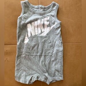 💙5/$25💙Nike Romper 6M